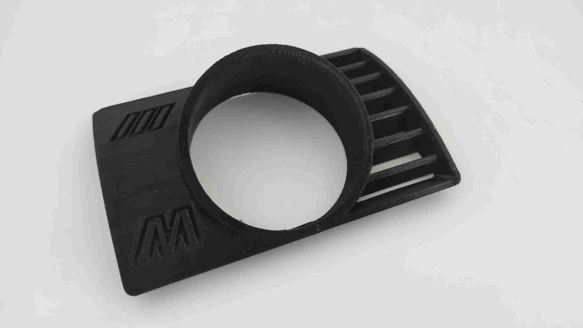 Soporte reloj aireador central bmw e46 logo M - Imagen 4