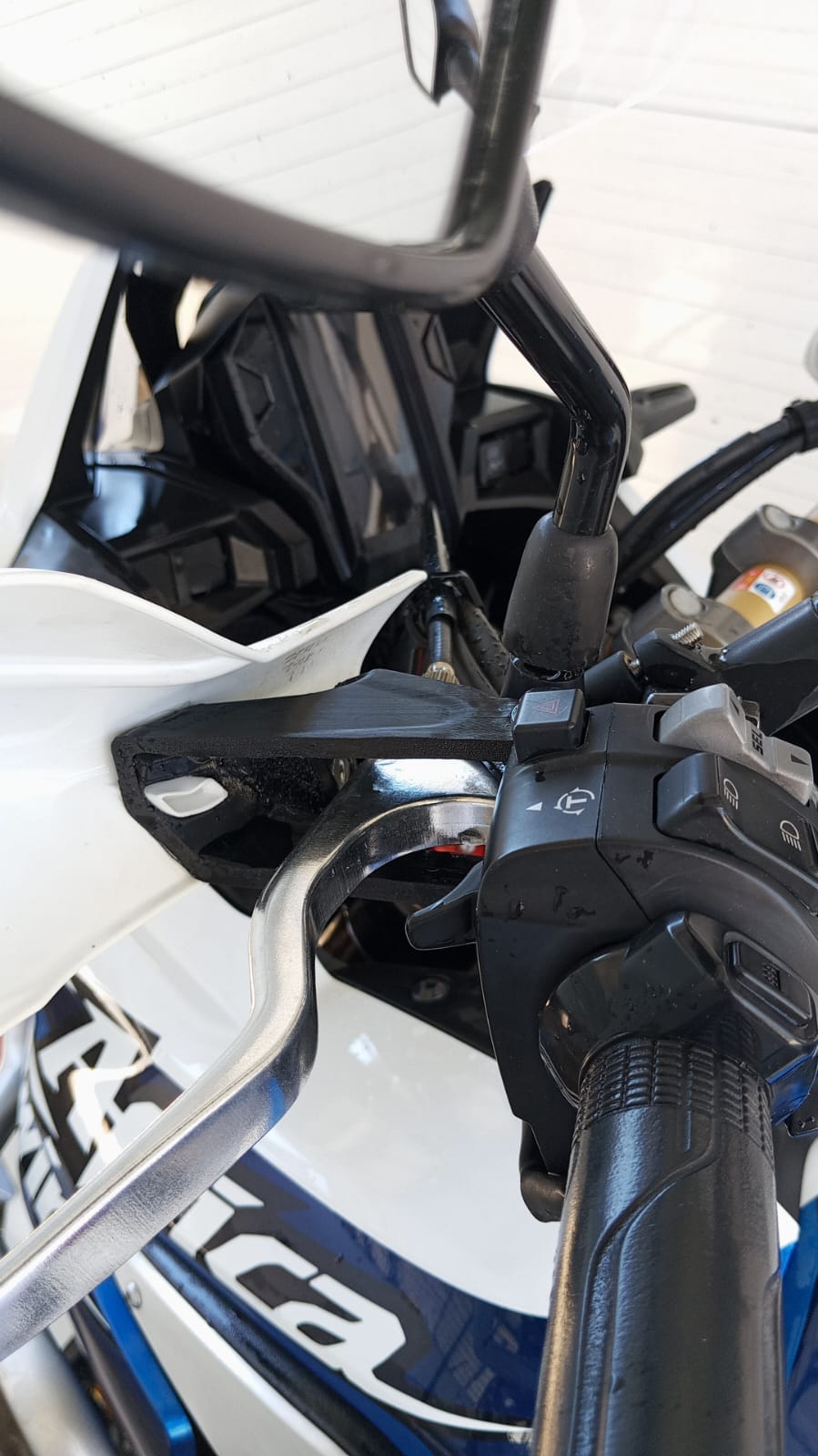 Soporte deflector africa twin - Imagen 4