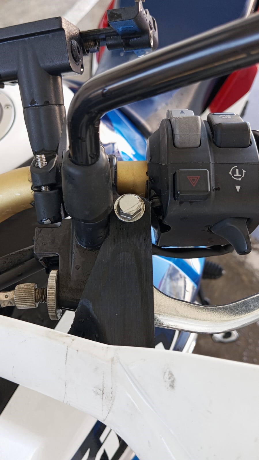 Soporte deflector africa twin - Imagen 5